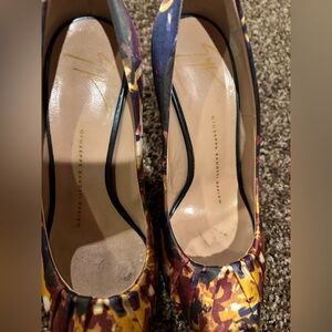 Vintage 90s Italian  Giuseppe Zanotti Vero Cuoio Multicolor Women's Heels 4”